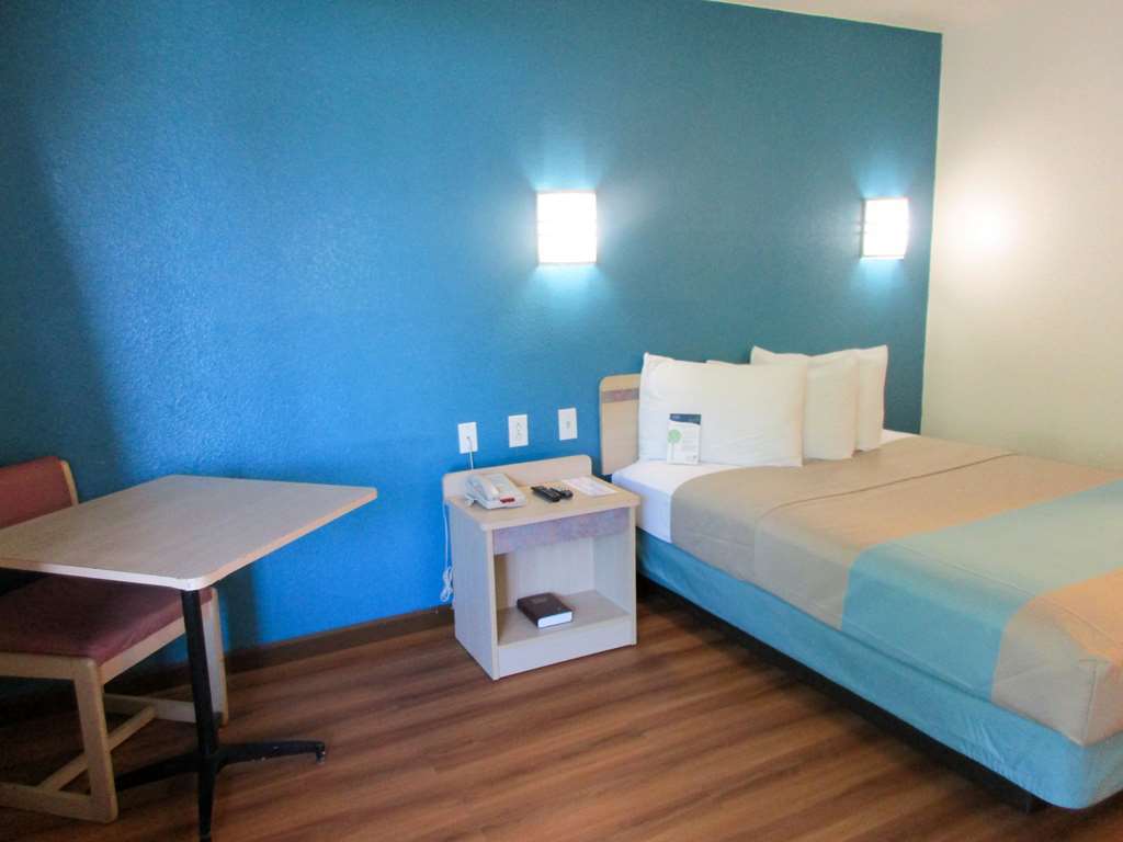 Motel 6 Huntsville - Madison Zimmer foto
